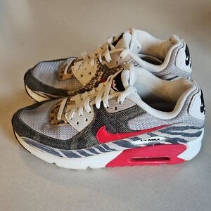 Nike Air Max 90 Tunnel Walk